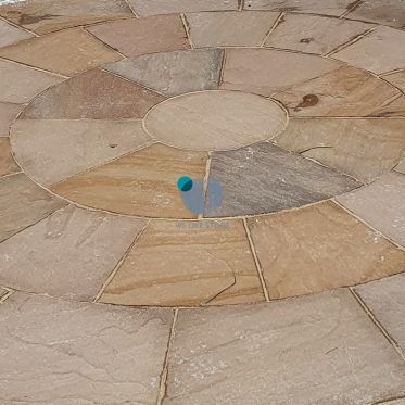 Autumn Brown Sandstone Paving Circle Sett 2.7m Calibrated 22mm: With Squaring Off Kit